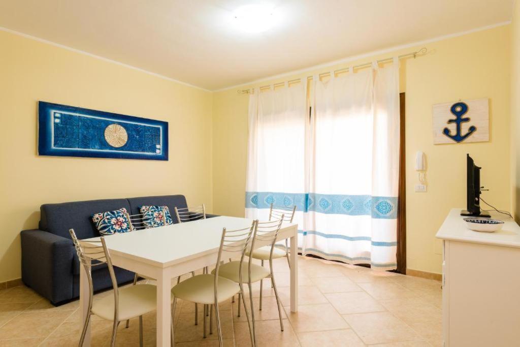 Le Perle Di Golfo Aranci Villa Bagian luar foto