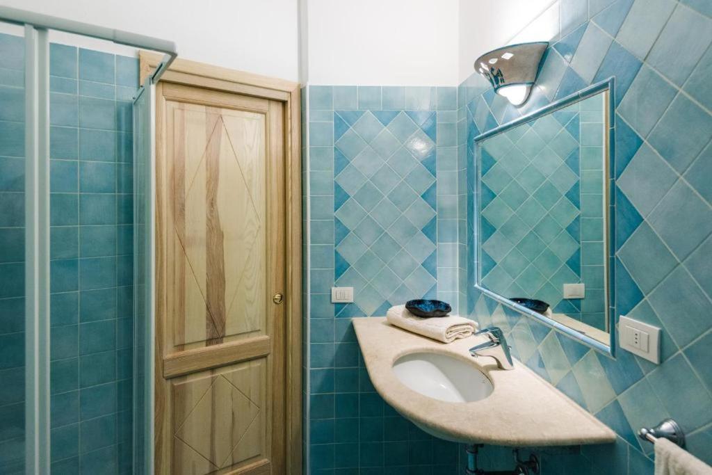 Le Perle Di Golfo Aranci Villa Bagian luar foto