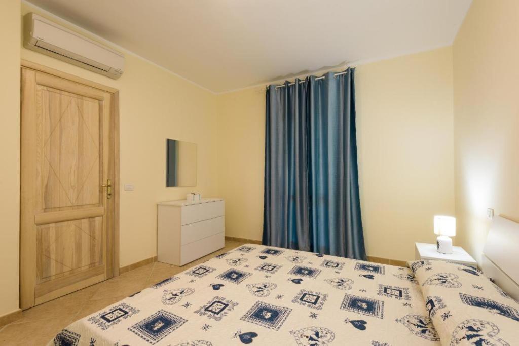 Le Perle Di Golfo Aranci Villa Bagian luar foto