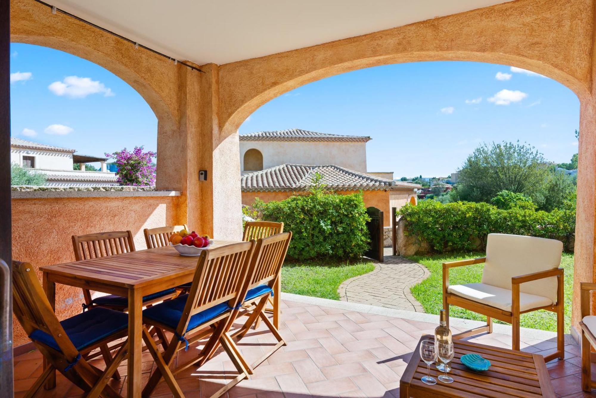 Le Perle Di Golfo Aranci Villa Bagian luar foto